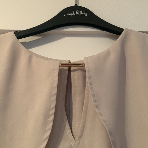 Lovely JR top in beige - Picture 2 of 5